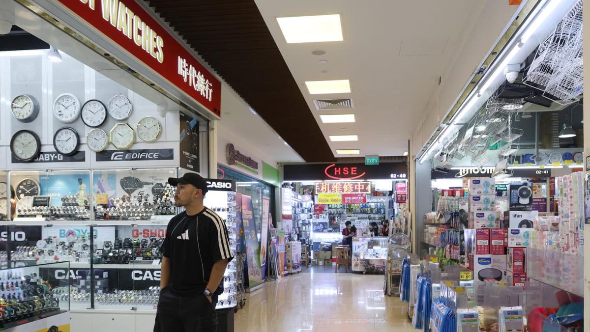 Woodlands shopkeepers lament slow business as easier border crossing draws more shoppers to JB