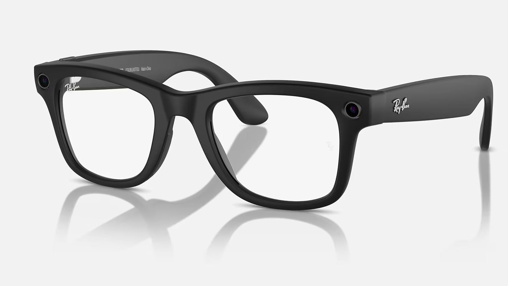 Meta's Smart Glasses Gain Live AI and Live Translation