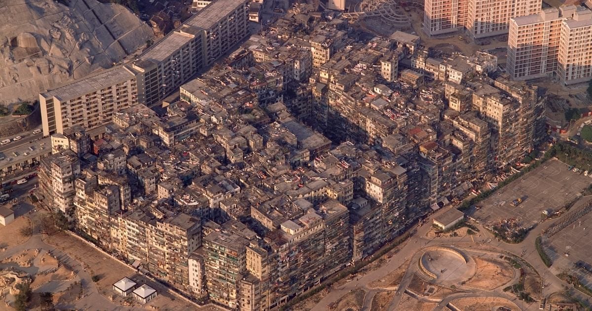 Kowloon Walled City: Heterotopia in a Space of Disappearance (2013)