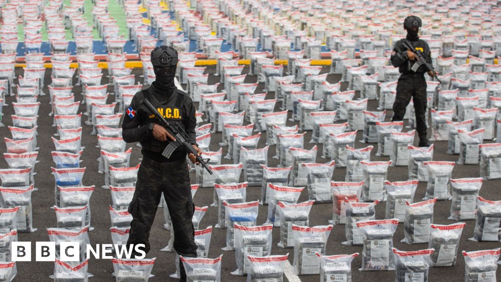 Dominican Republic records largest-ever cocaine seizure