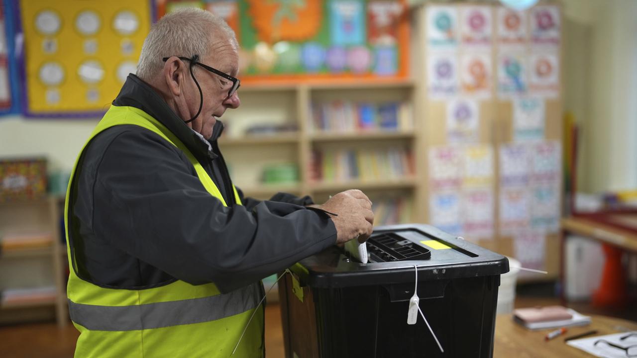 Enges Rennen bei Parlamentswahl in Irland deutet sich an