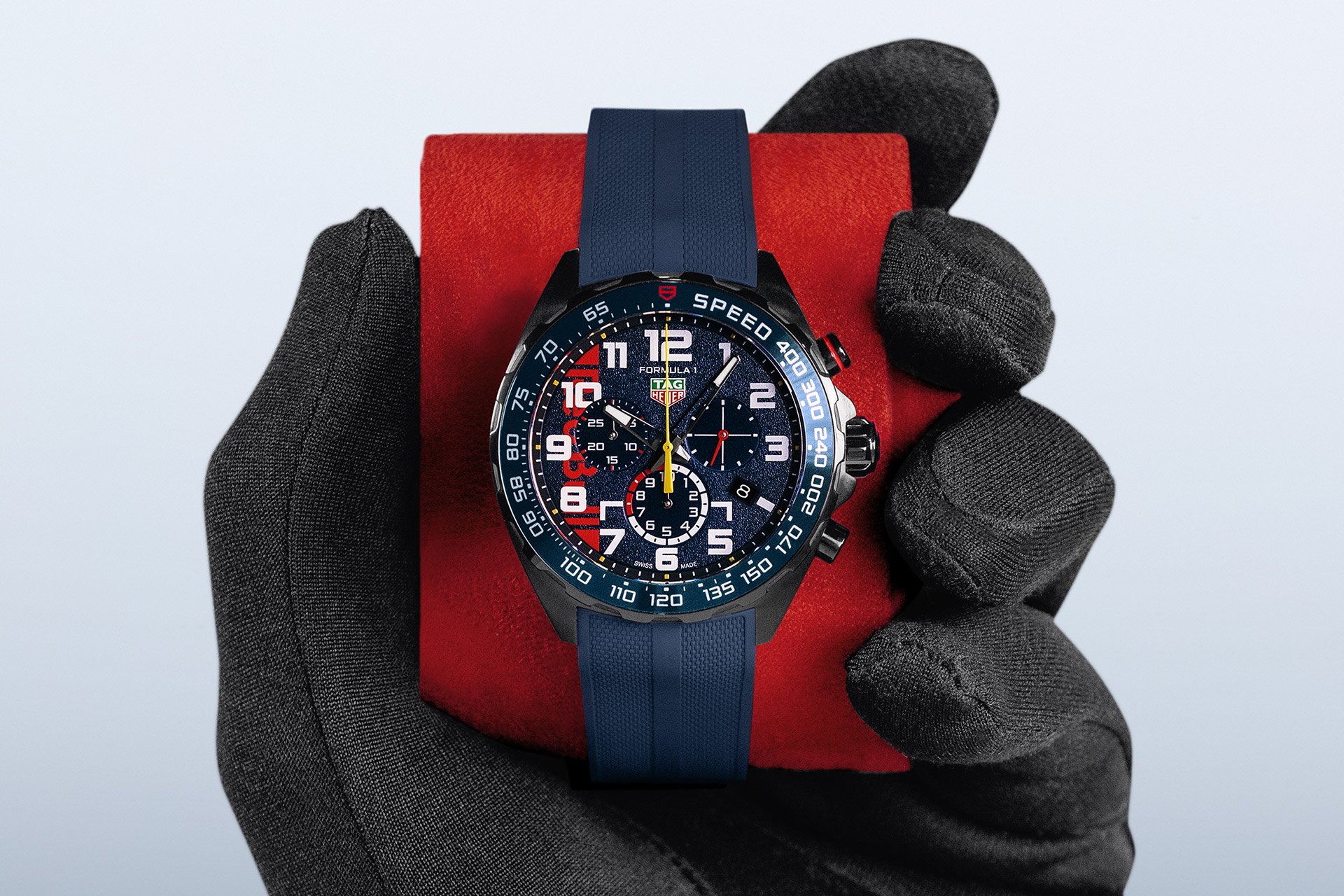 TAG Heuer Formula 1 Chronograph x Oracle Red Bull Racing Watch