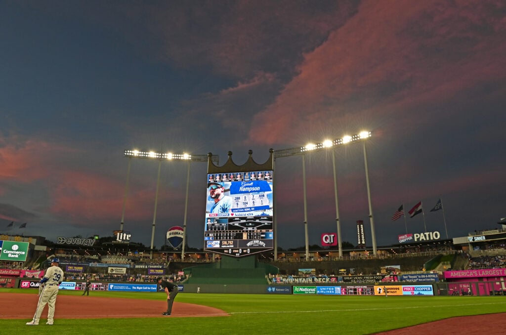 Royals Reach Deal With Diamond Sports Group