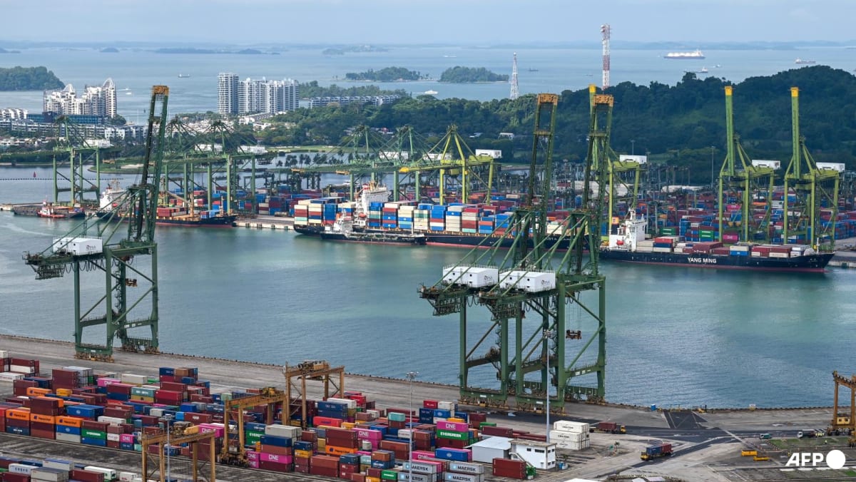 Singapore's key exports jump 3.4% in November, reversing previous month's drop