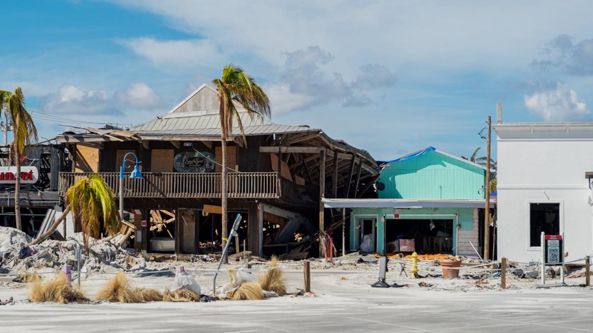 Beach-side restaurant announces indefinite closure after growing threat causes permanent damage: 'It's a kick in the gut'