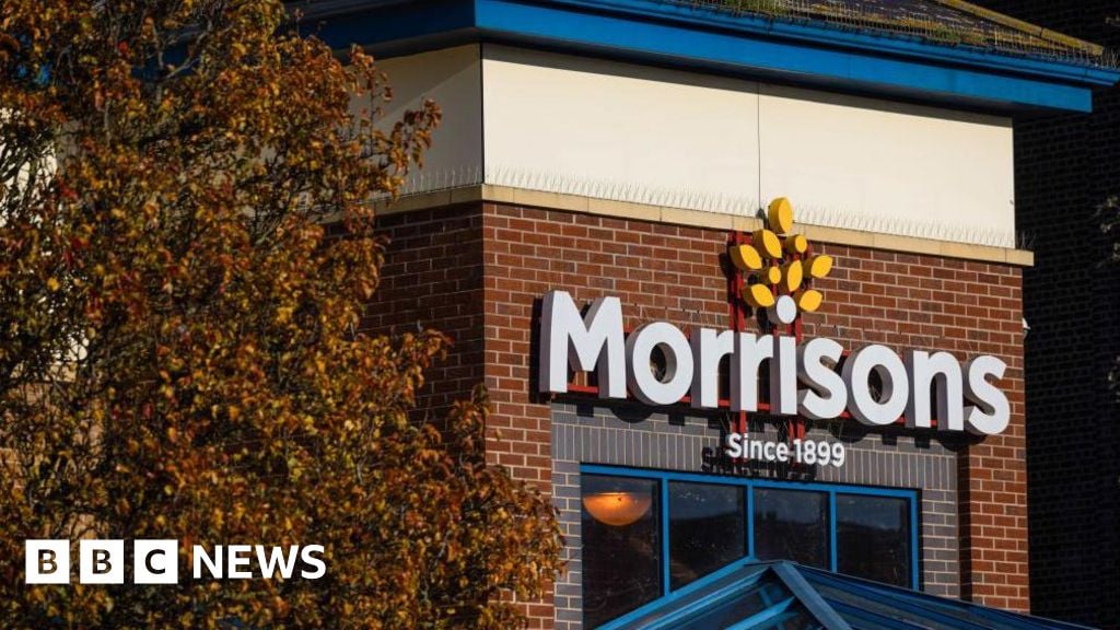 Morrisons customers complain loyalty card discounts not working