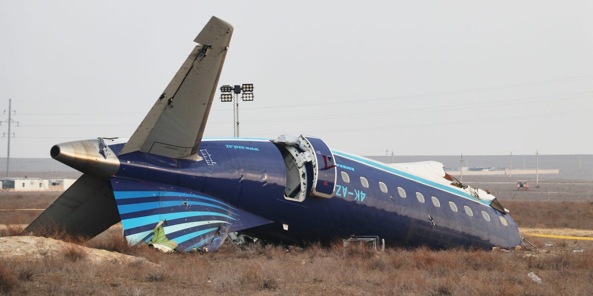 An oxygen tank on the Azerbaijan Airlines flight exploded before the crash, minister says