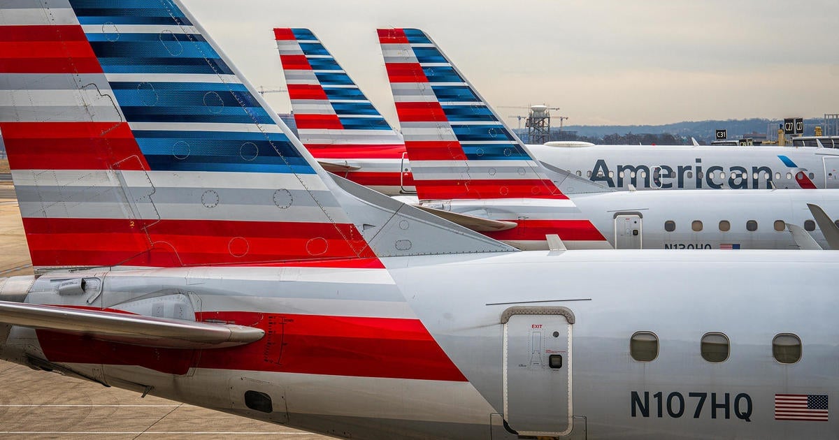 American Airlines flights nationwide delayed by "technical issue"