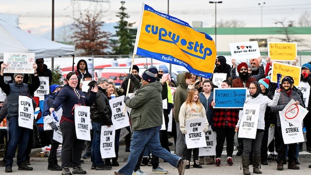 The Canada Post strike and Ottawa's proposed 'time out': What's happened so far