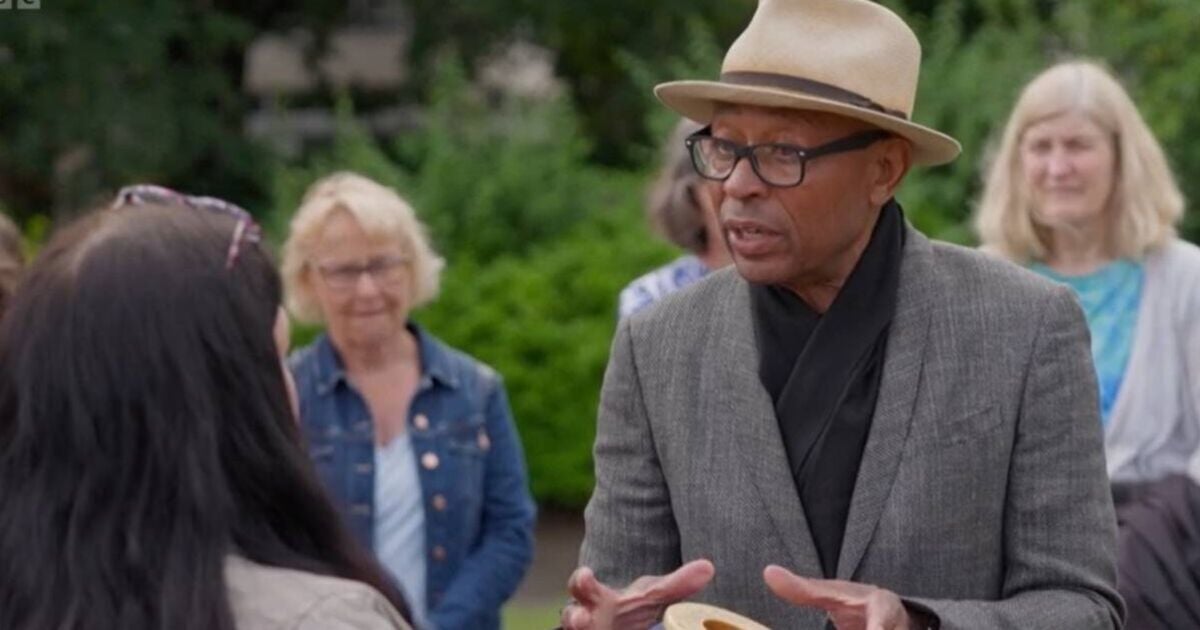 Antiques Roadshow expert refuses to value 'one of the most difficult' items