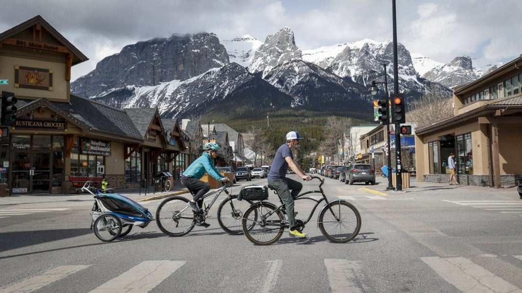 Banff, Lake Louise brace for even more visitors in 2025 as Jasper rebuilds