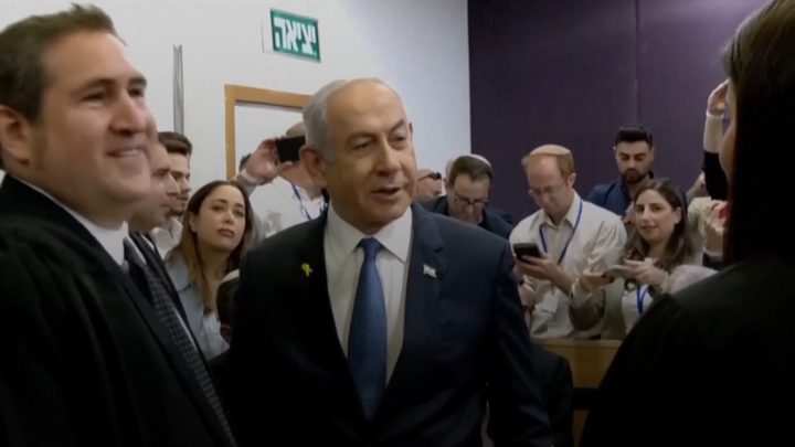 Benjamin Netanyahu gives evidence for first time in corruption trial