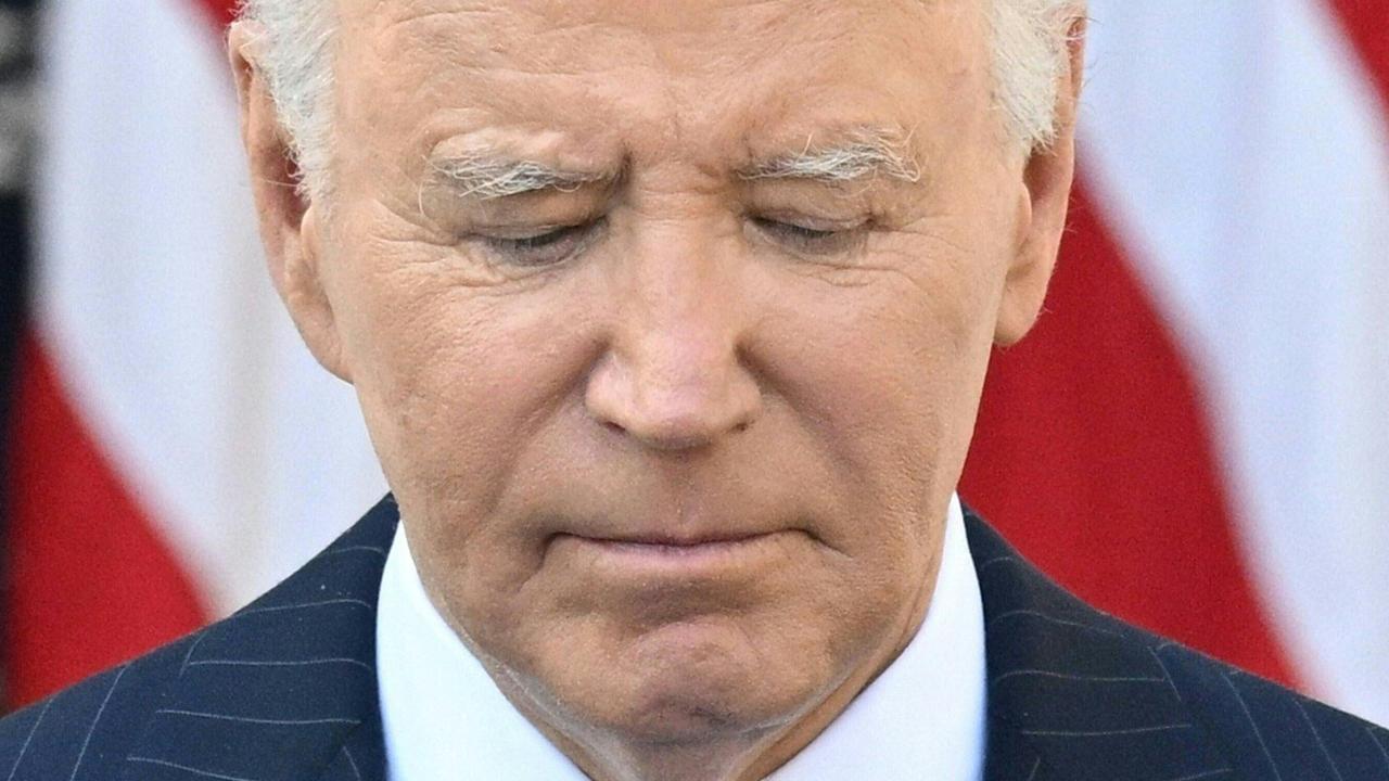 Biden plummets to embarrassing new low