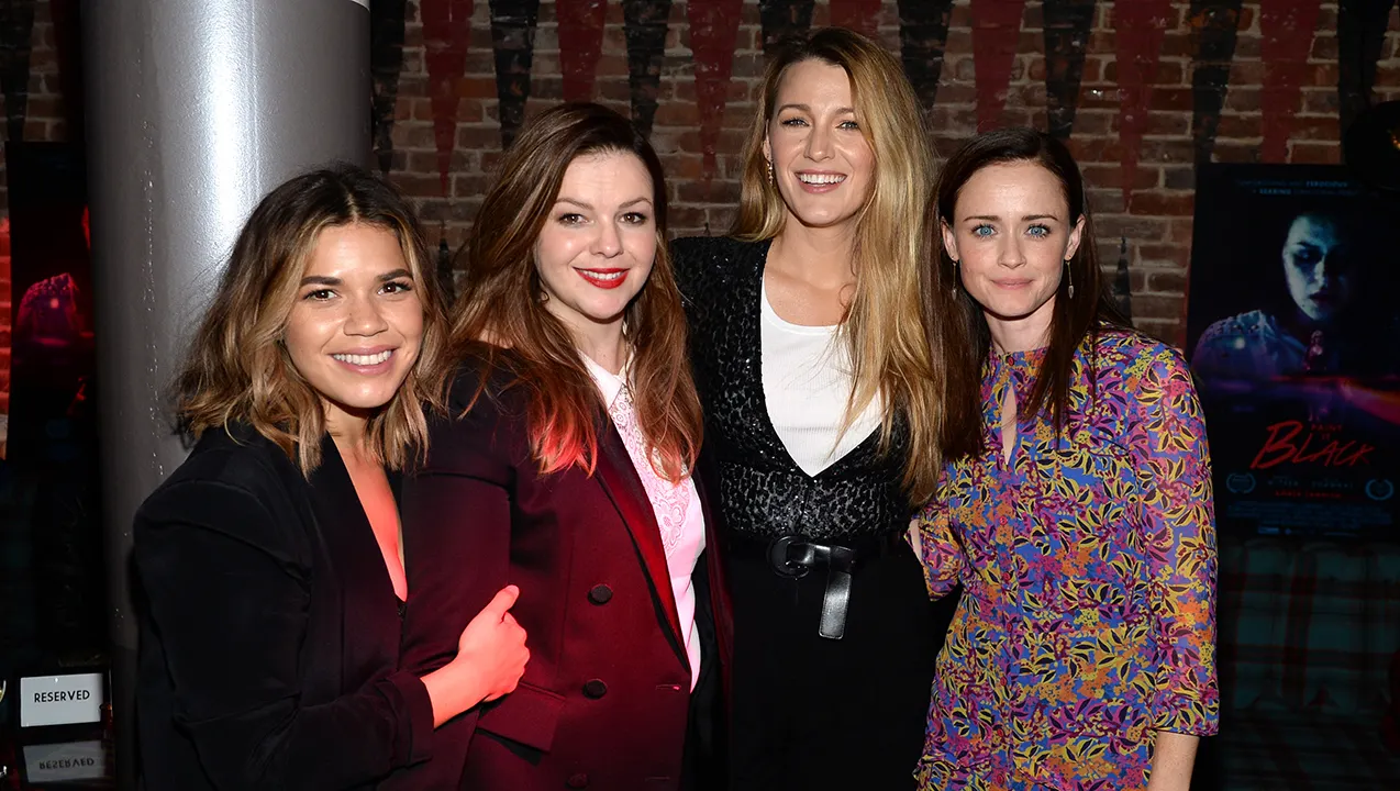 Blake Lively's 'Sisterhood of the Traveling Pants' co-stars stand 'in solidarity' with her amid messy lawsuit