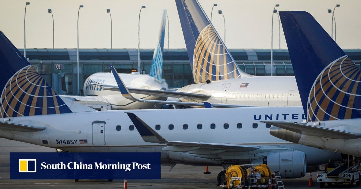 Body found in wheel well of United Airlines plane after landing in Hawaii