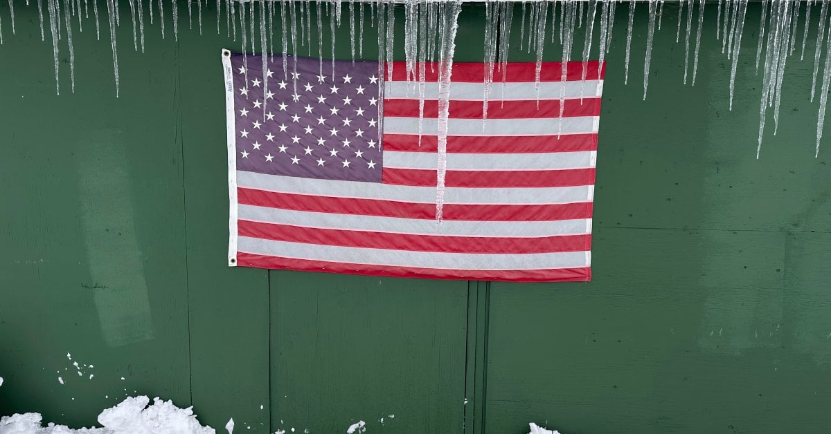 Parts of the U.S. in a Deep Freeze With Heavy Snow and Numbing Temperatures