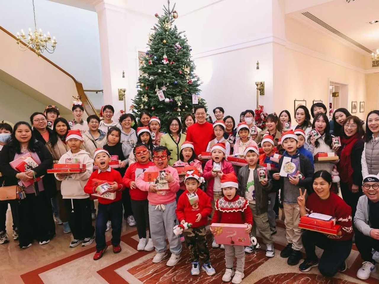 CE celebrates Christmas with grassroots families