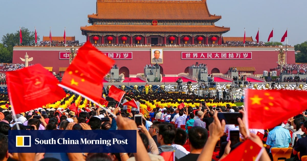 Chinese academics grapple with the idea of a rising East and a declining West