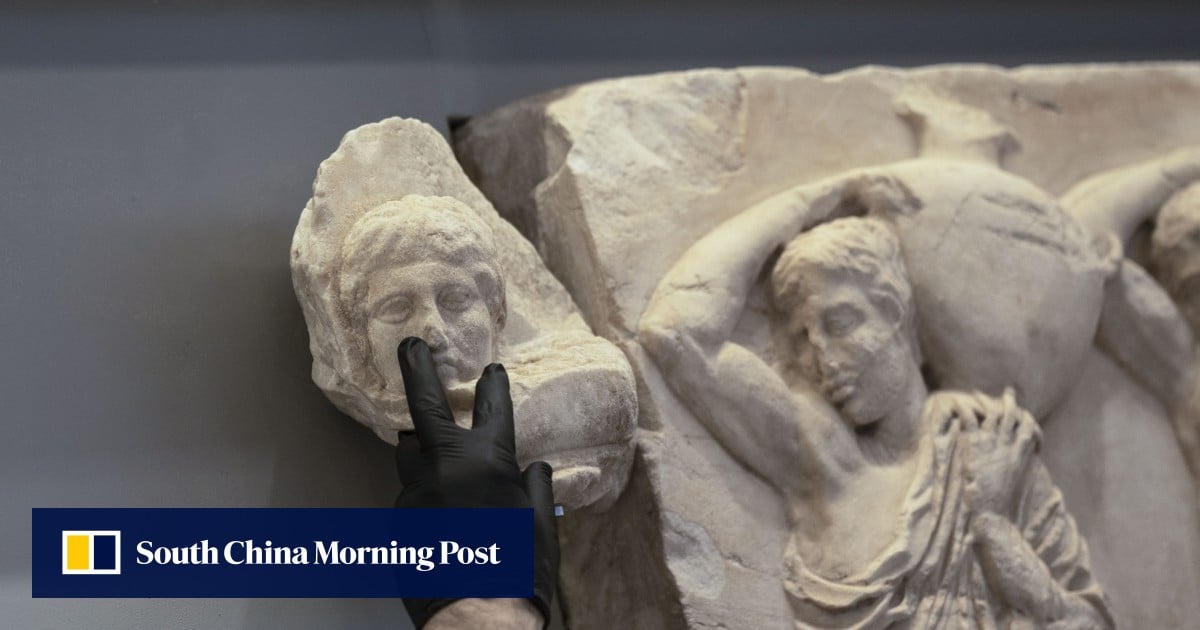 Chinese classicists battling to save Greek, Roman works from online conspiracy theories