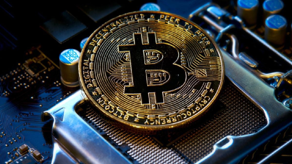 Crypto Price Today: Bitcoin Price Hovers Over $97,000 Amid Volatile Altcoin Market