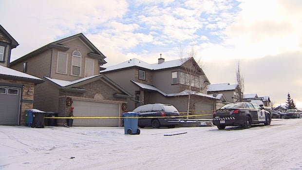 Double homicide suspect found dead near Calgary after police issued emergency alert