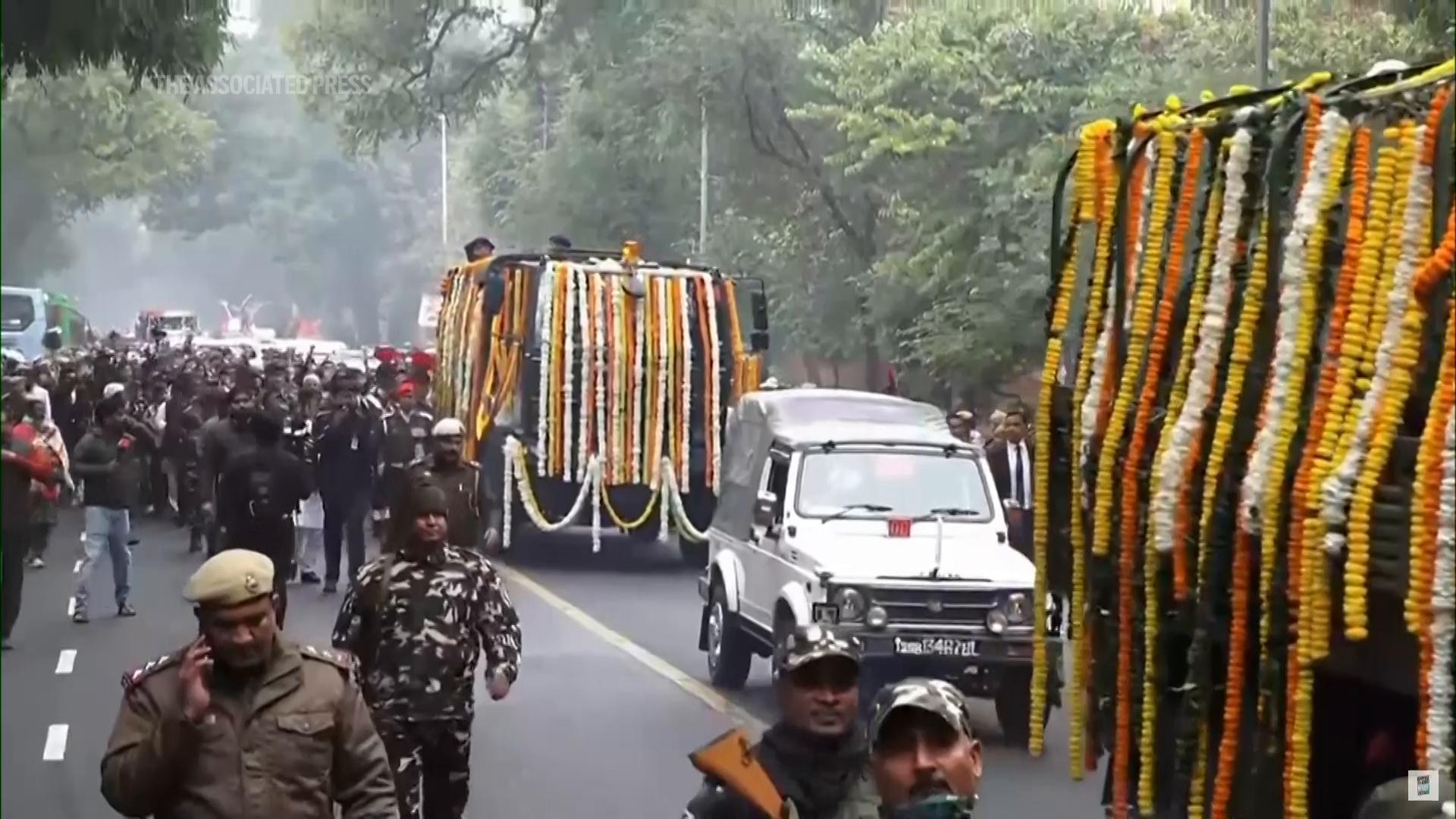 Former Indian Prime Minister Manmohan Singh, who instituted economic reforms, cremated in New Delhi