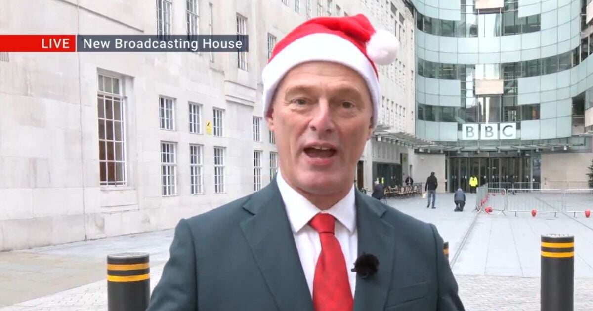 GB News star blasts anti-Starmer song outside BBC after huge backlash