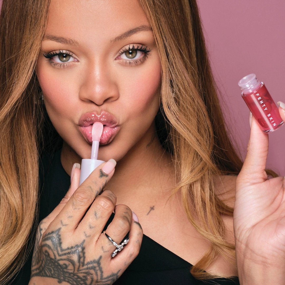  Get $116 Worth of Fenty Beauty by Rihanna for $45, Plus 65% Discounts 