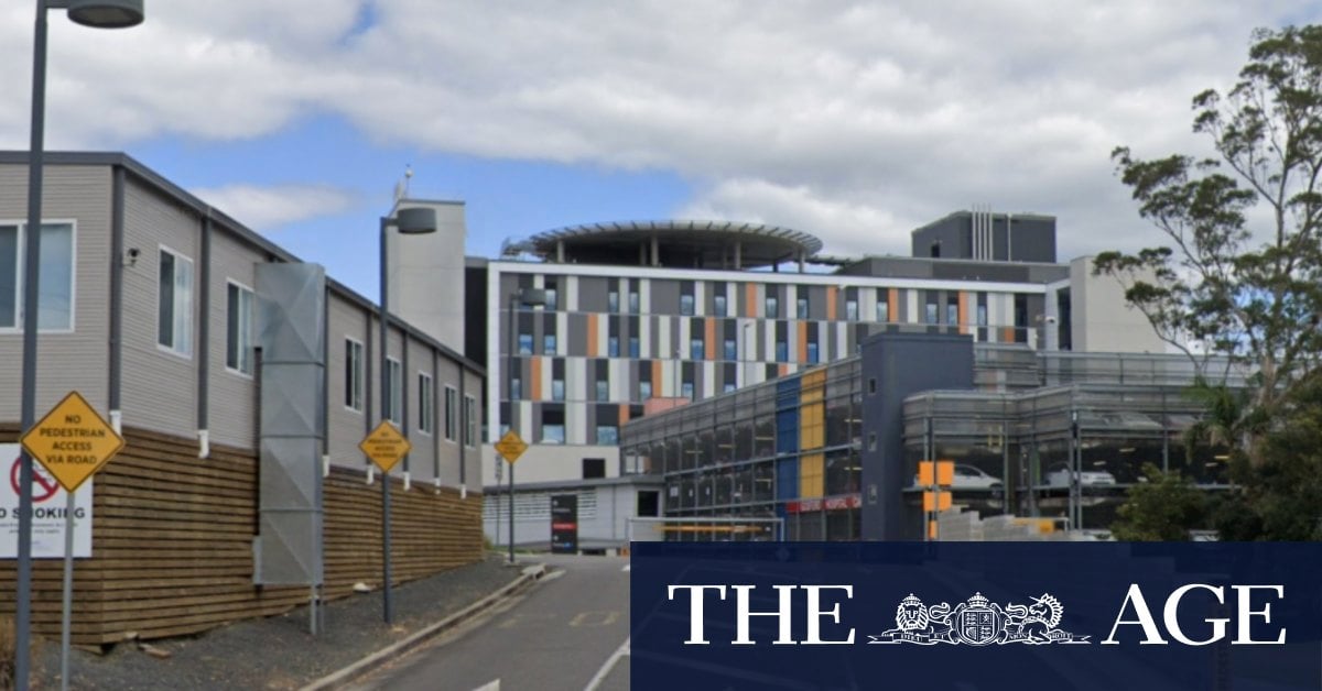 Hospital stripped of trainee doctors over staff, patient welfare concerns