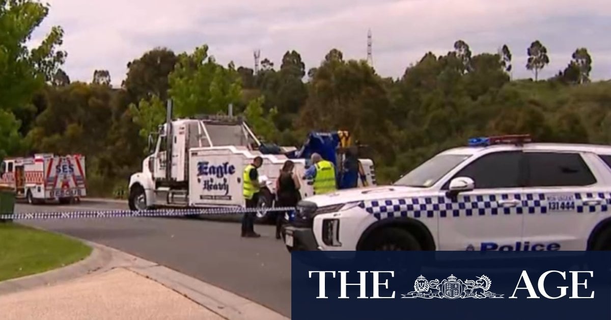 Investigation launched after worker crushed in Melbourne