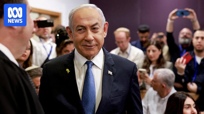 Israeli Prime Minister Benjamin Netanyahu fronts corruption trial