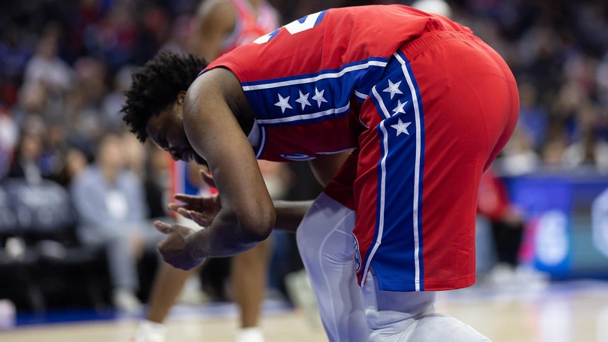  Joel Embiid exits loss to Pacers after hit to face as Sixers' season from hell continues 