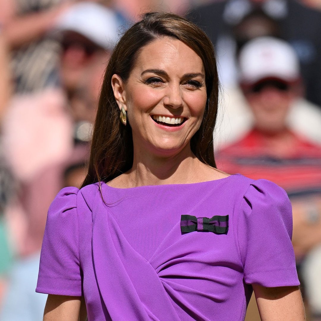  Kate Middleton Shares Rare Inspirational Message in Christmas Letter 