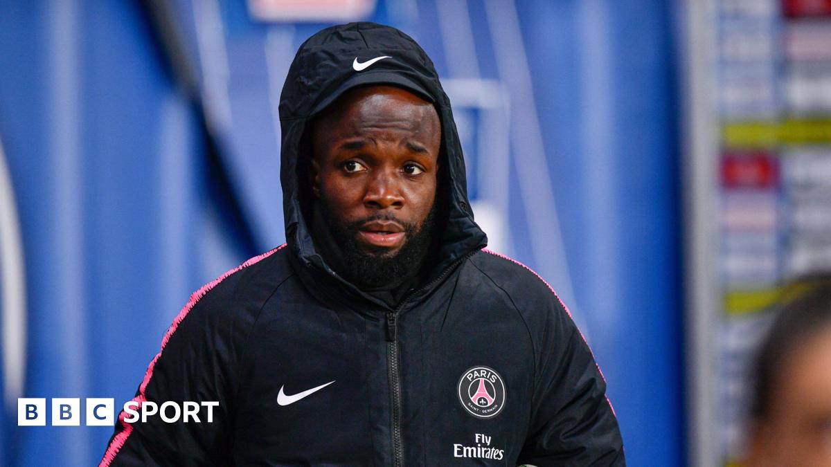 Lassana Diarra: Fifa adapts transfer regulations after ruling over former France international