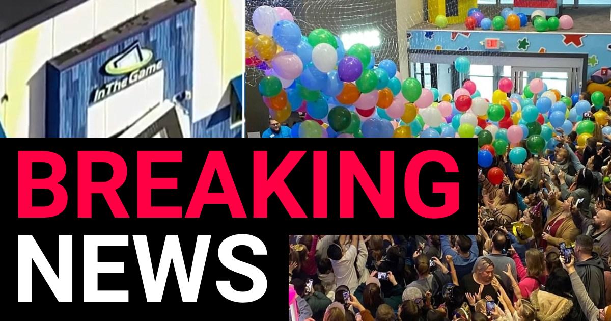 Lego display collapses and injures 10 arcade guests