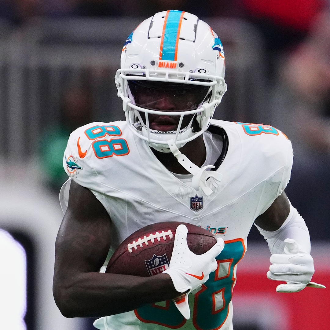 
                        Miami Dolphins Share Health Update on Grant DuBose After Head Injury
                