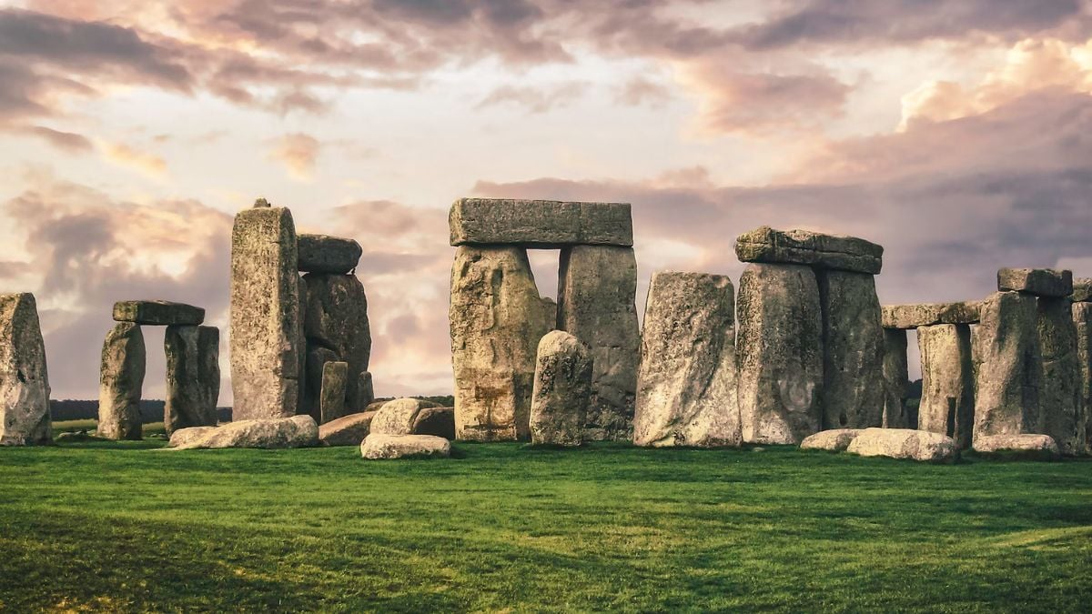 Neolithic Stone Circles Discovered in England Could Solve the Stonehenge Mystery: Report