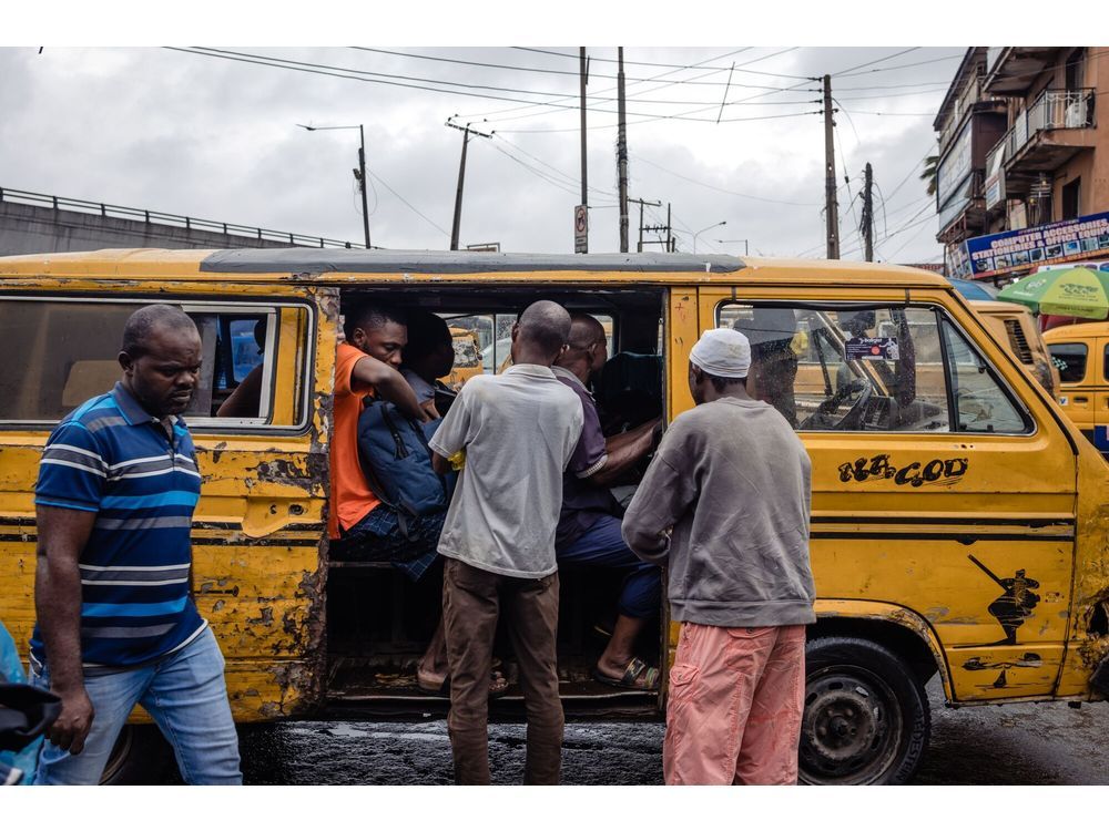 Nigeria Set to Extend Rate Hikes as Inflation Hits 28-Year High