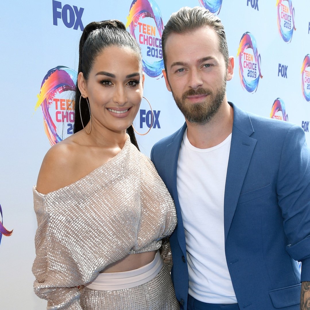  Nikki Garcia Discusses "Weak Moments" Amid Artem Chigvintsev Divorce 