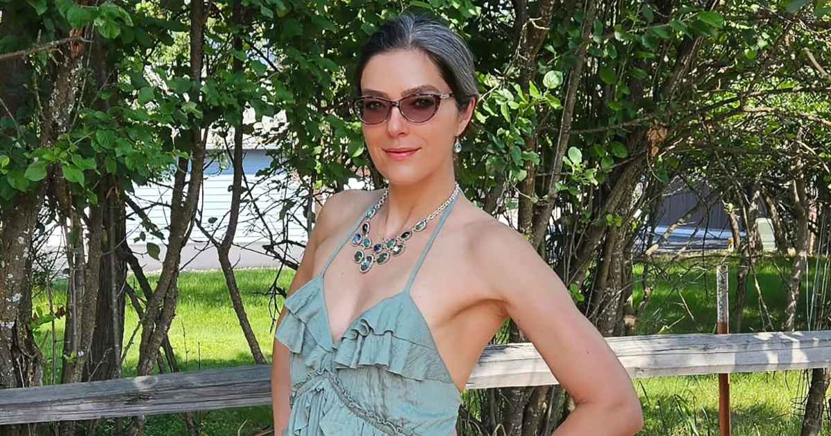 OG 'ANTM' Winner Adrianne Curry Details 'Very Remote' Life in Montana