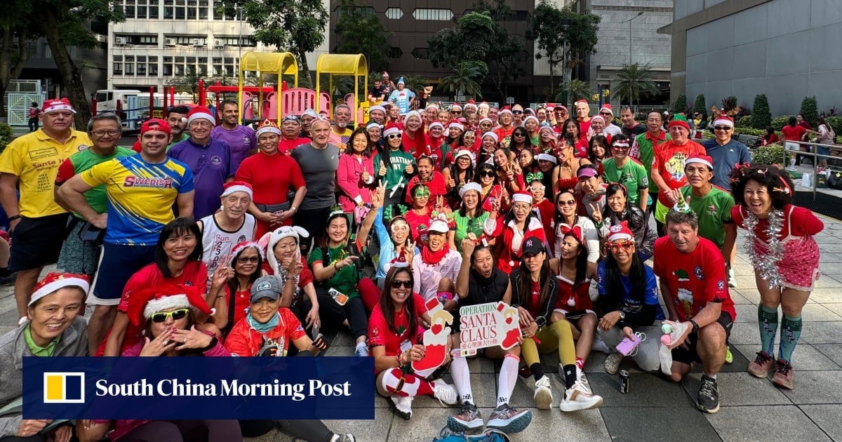 Operation Santa Claus: runners don festive outfits for Hong Kong charity run