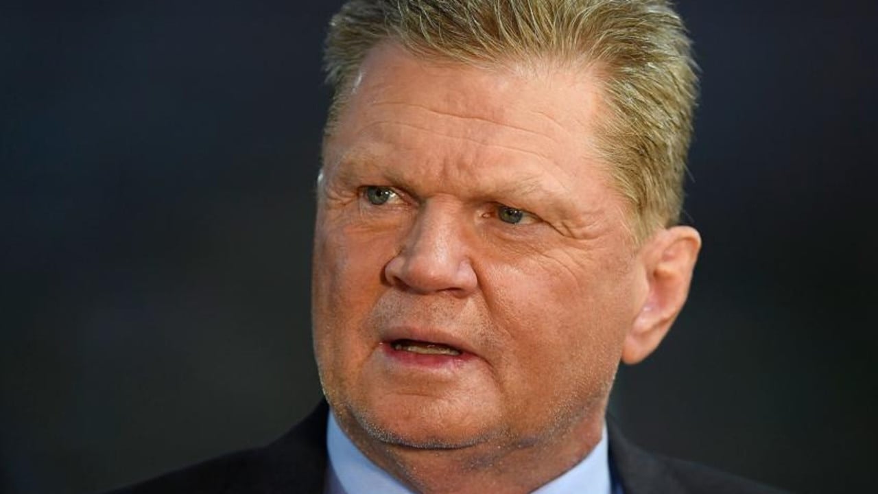 Paul Vautin announces sudden retirement