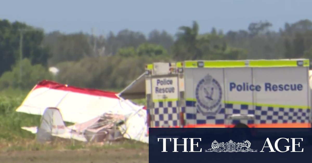 Pilot killed in light plane crash