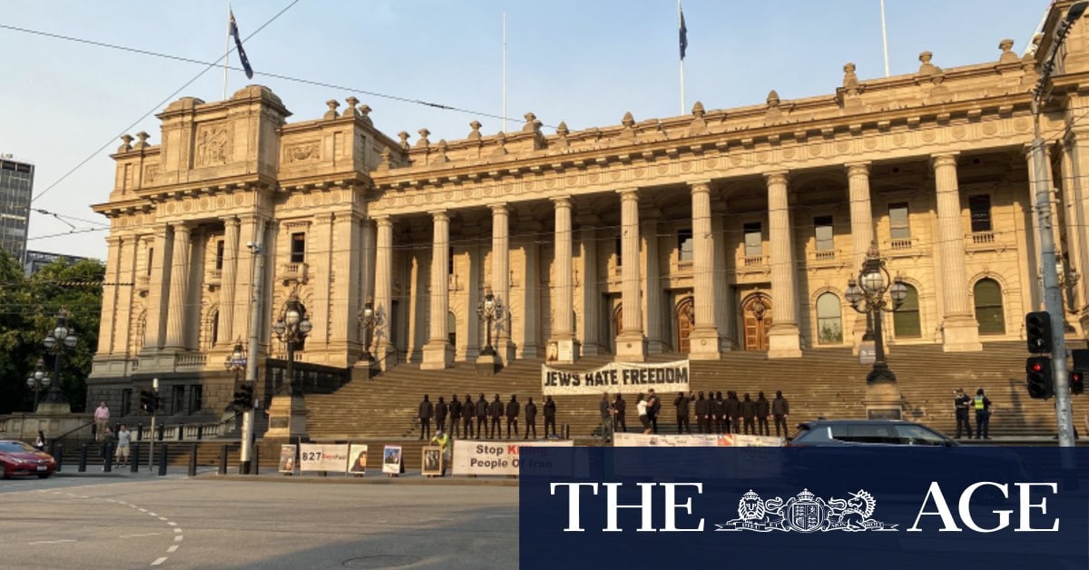 Police probe antisemitic sign on steps of Victorian parliament