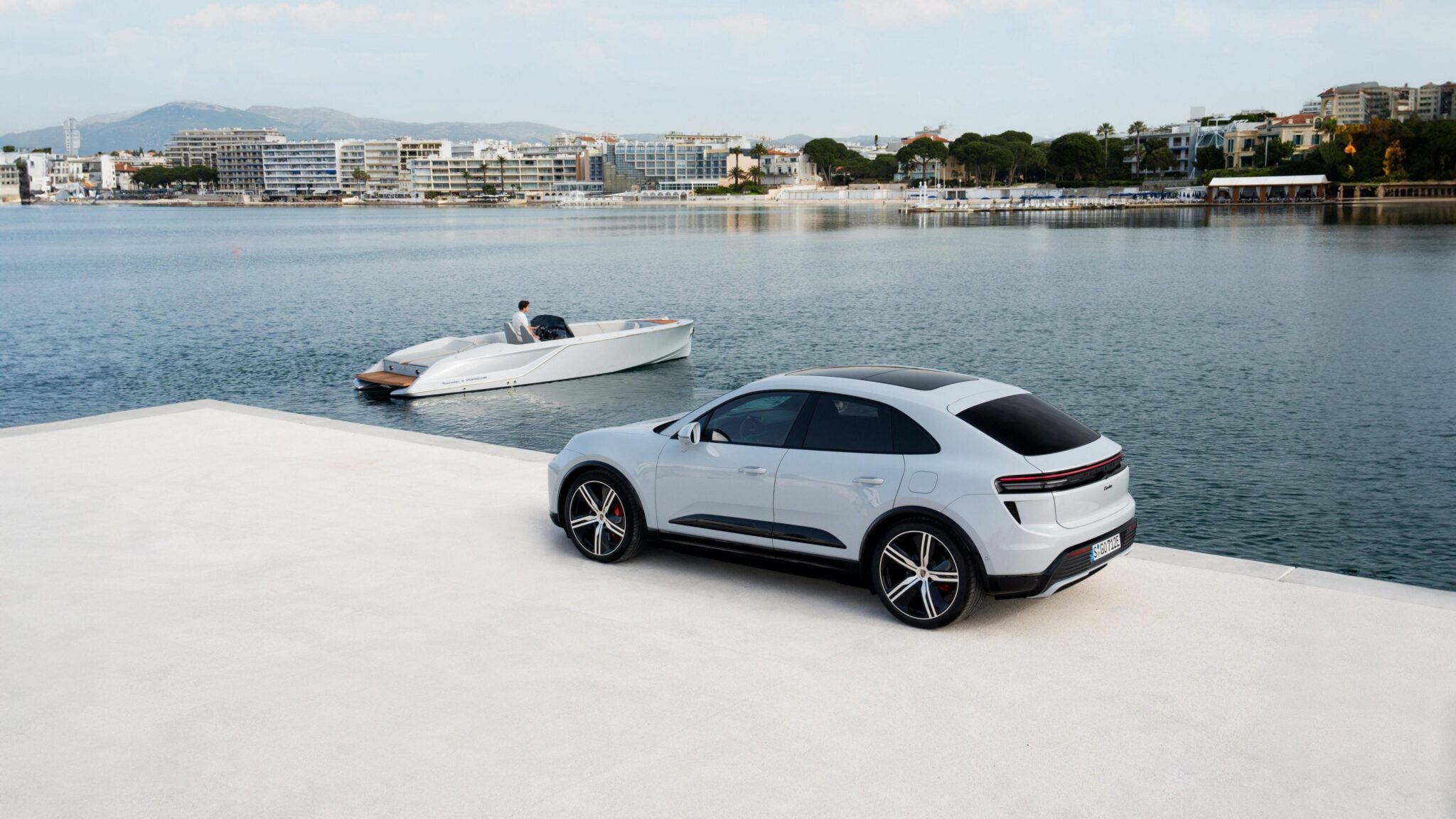 Porsche x Frauscher Debut A New Electric Sports Boat Inspired By The Macan Turbo EV