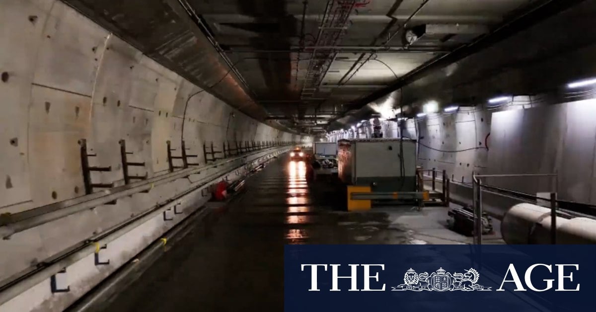 Premier plays bus driver to give glimpse inside West Gate Tunnel