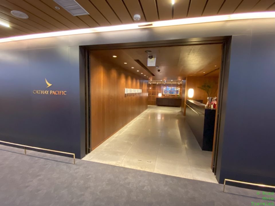 Review: Cathay Pacific Lounge Taipei