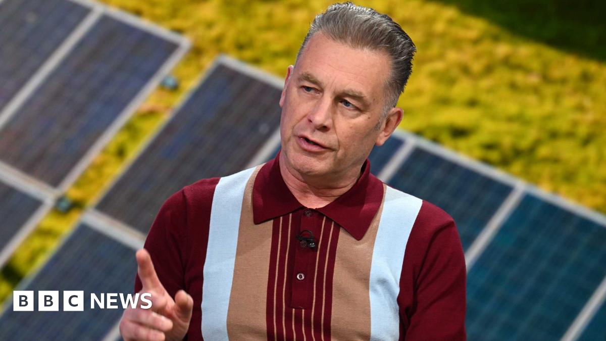 RSPCA: Chris Packham and Caroline Lucas quit charity roles over animal cruelty claims