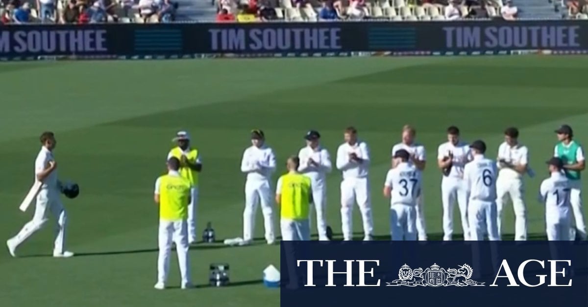 Southee given guard of honour in final Test