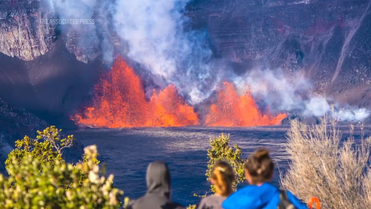 Stunning photos show lava erupting from Hawaii's Kilauea volcano